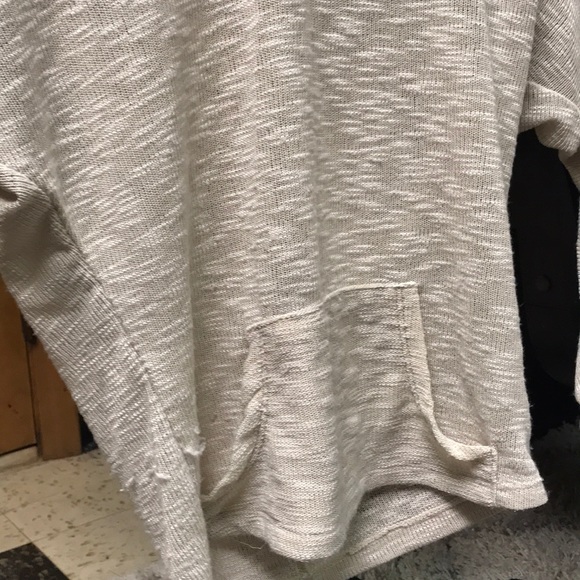 Top - Picture 2 of 3